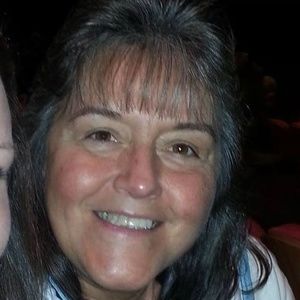 Meet your Posher, Carolyn